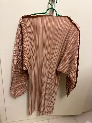 Beige Pleated Oversized Tunic Dress with Balloon Sleeves - Size EU 36