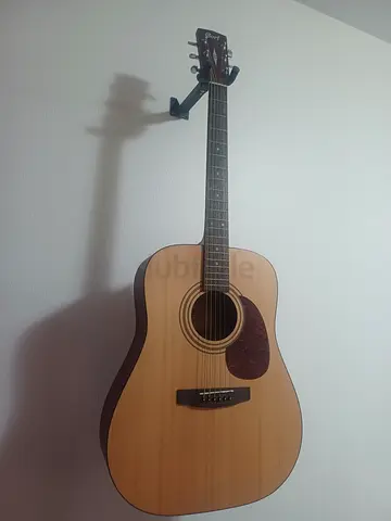 Yamaha Acoustic Guitar - Good Condition