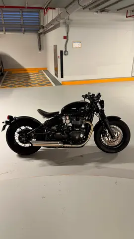 Triumph Bonneville Bobber 2025