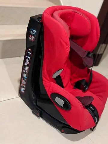 Maxi cosi axiss car seat