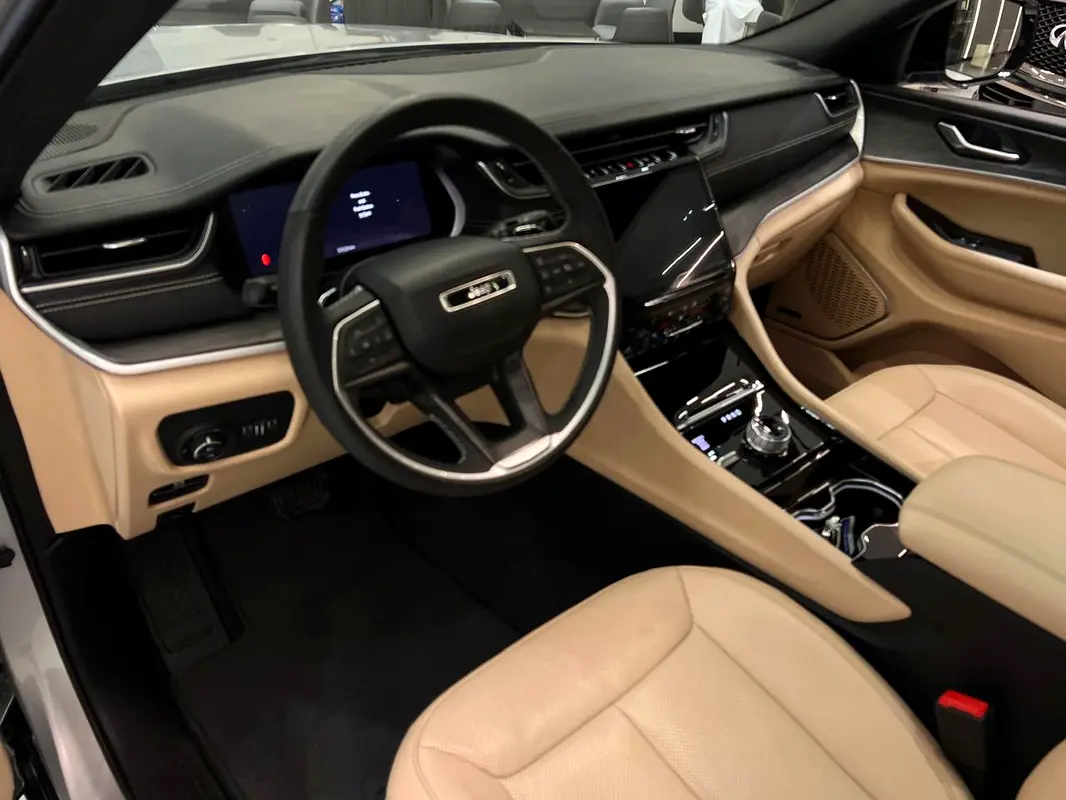 Jeep Grand Cherokee L 2023