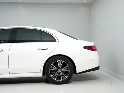 Mercedes-Benz E-Class E 200, миниатюра 4
