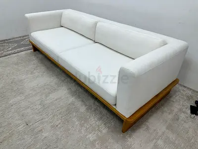 Looks great condition cratebarrel sofa