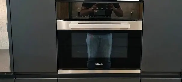 Miele H 7440 BM Built-In Compact Microwave Oven 60cm – Premium German Engineering