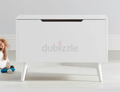 Mid-century Modern Wooden Storage Bench / Toy Chest - 30 W, White