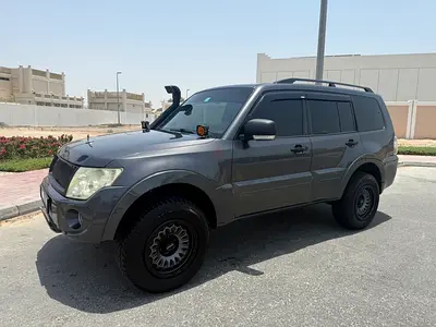 Mitsubishi Pajero 2012 + Off-Road Kit