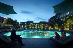 Furnished! Triplex TH-A | Pool View | 2 Parking