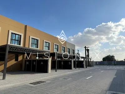 Spacious Townhouses | Premier Community | Family Friendly
