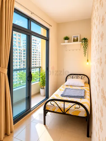 Partition for rent for men in silicon oasis