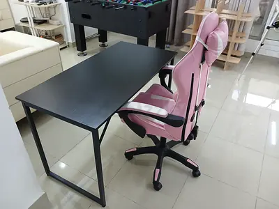 Lady office chair  + table