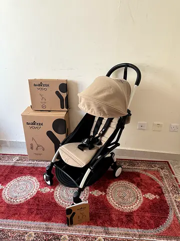 Yoyo stroller almost new