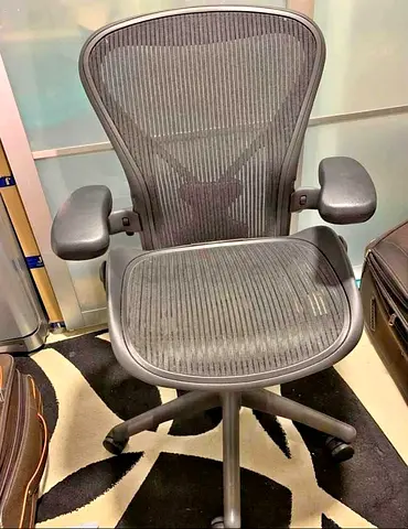Herman Miller Aeron chair for selling.good condition only little use
