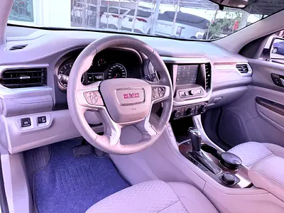 2017 GMC ACADIA — фото 14
