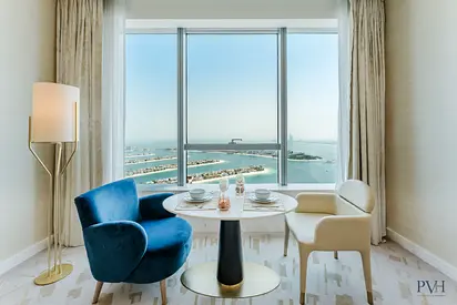 Sea View | Direct Mall Access | Bills Included