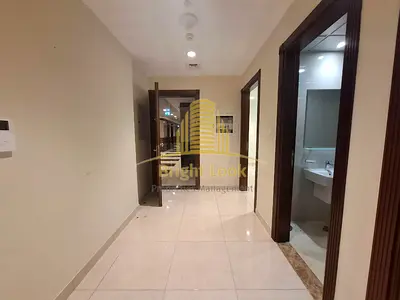 Spacious 3BHK+maids Apartment with Parking in Al Falah Street – Prime Location!