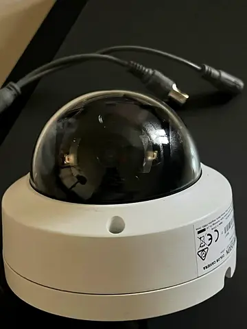 Compact Dome Security Camera (Indoor/Outdoor) - Used