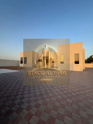 للايجار في شارقة منطقة الرحمانيه موقع مميز