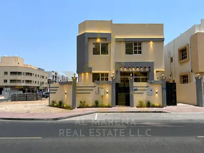 فيلا ساكن تجارية كورنر بموقع استثماري بسعر شامل كهرباء ومية ومكيفات تملك الحر للجميع الجنسيات