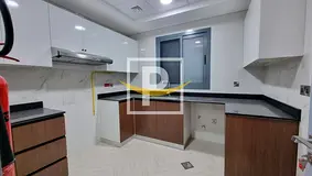 Luxurious 2BR With Balcony| Closed Kitchen| Ready