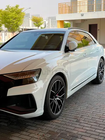 Audi Q8 55 TFSI quattro S line 2023 GCC Specs warranty + service