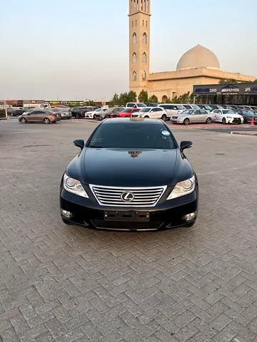 Lexus LS 460 2010 Korean Specs - Pristine Condition