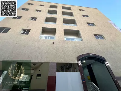 مبنى سكني وتجاري متميز | للبيع في منطقة الجرف الصناعية 3، عجمان