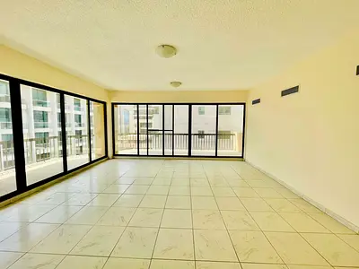 SPACIOUS 3BHK APARTMENT IN THE HEART OF DUBAI || BALCONY || PRIME LOCATION