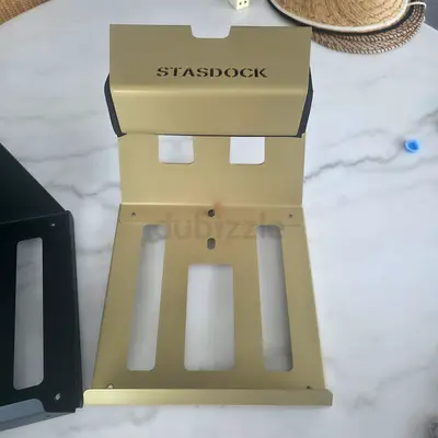 Stasdock Wall-Mounted Bike Rack Gold