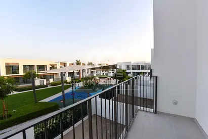 Park Access | Close to Pool | Community Expert