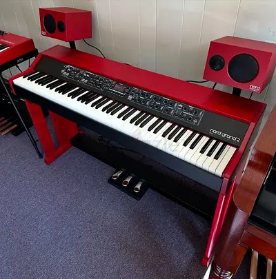 Clavia Nord Grand 2