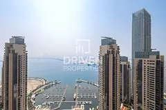 Skyline and Harbour View | Spacious Layout