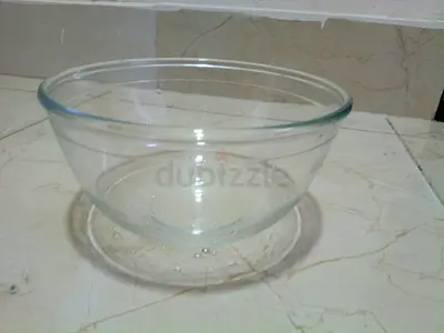 Clear Glass Mixing Bowl - Good Condition