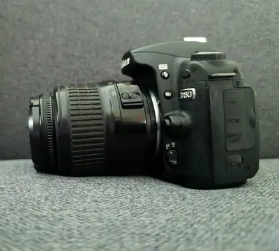 Nikon D80 DSLR with 18-55mm Kit Lens - Good Working Condition
