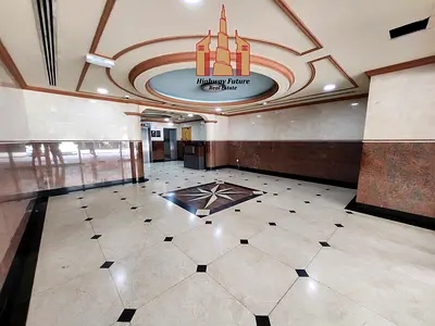 Near Sahara centre || Close Hall with door || Splanded 2-BHK APRT with Balcony