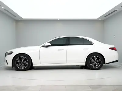 Mercedes-Benz E-Class E 200, миниатюра 2