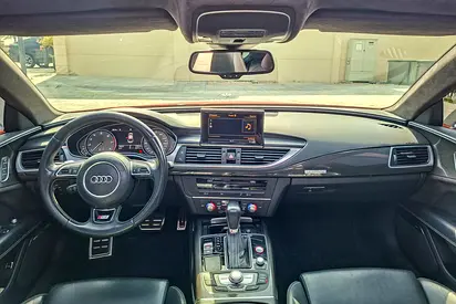 صورة 8 لـ 2016 AUDI S7