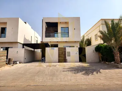 🏡 Brand new villa for sale in Al Muwaihat 2 – right next to the mosque | 5 master bedrooms | Luxury finishing | Guarantees up to 25 years | Land area