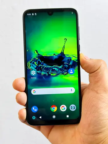 Motorola moto g8 plus smart phone dual SIM
