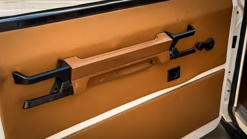 صورة 18 لـ 1979 LAND Rover RANGE ROVER