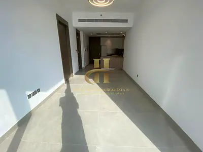 Prime location | Close to Mall | Vacant