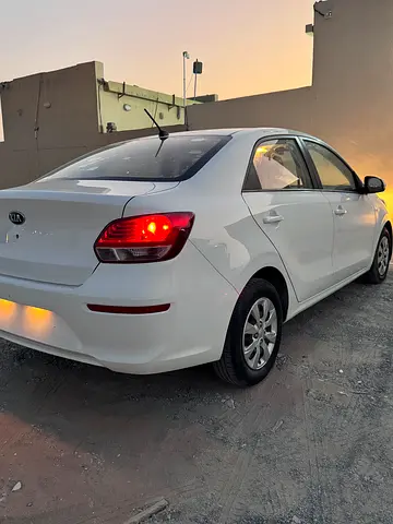 2020 KIA PEGAS thumbnail 10