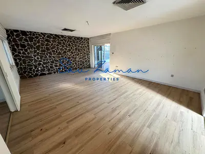 COMMERCIAL VILLA 3BR MAIDS PRIVATE GARDEN INDEPENDENT VILLA
