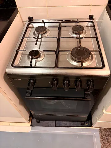 Nikai 4-Burner Gas Cooker with Oven