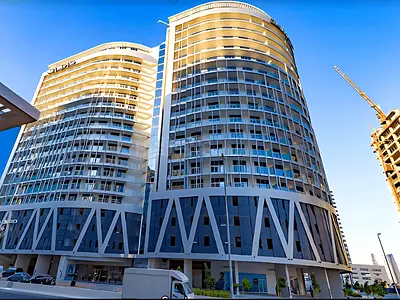 Fully Furnished | With Big Balcony | Negotiate