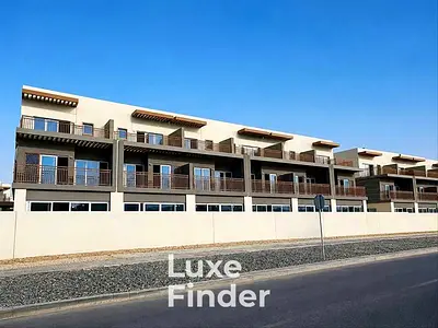 4 Bed G+2 (Middle) | Single Row | Available Now