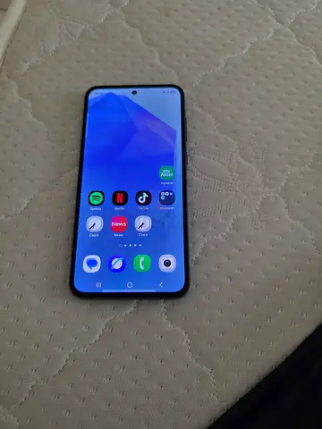 Samsung Galaxy $% - 256 GB