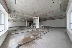Office Space | Low Floor | Prime Location