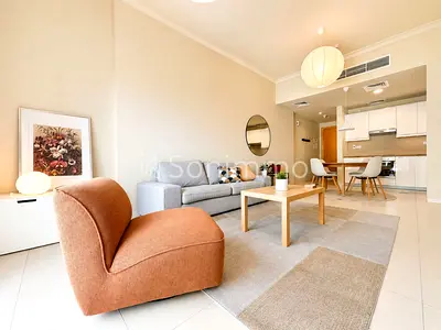 Tastefully Furnished | Burj Khalifa view | Large layout