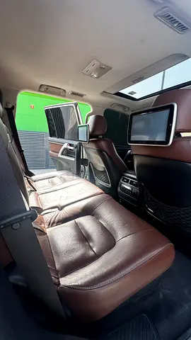 Toyota Land Cruiser VXR 2016 | GCC Specs | V8 Luxury 4WD