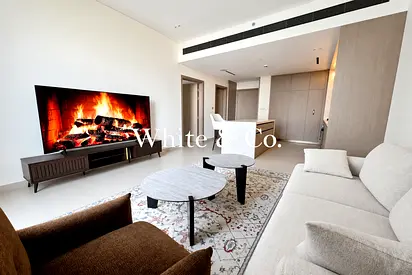 Furnished | Pool View | Flexible Cheques